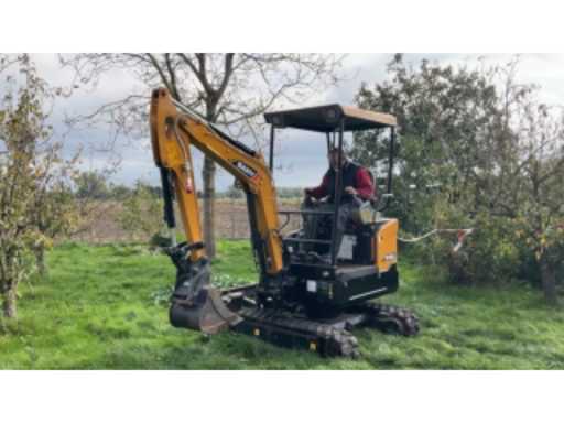 cfab95d4-9095-48a0-be90-8437e8b16483.mp4