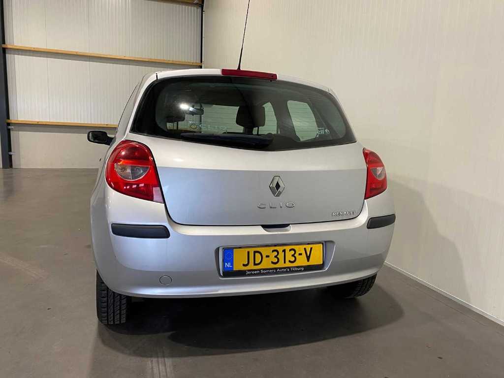 Renault Clio 2 Phase 2 3 Doors 1.2 Authentique specs, dimensions