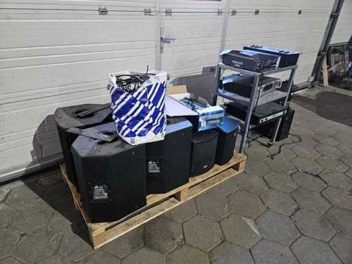 Dab audio set with accessories and BCM request system