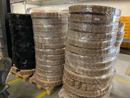 Pallets with cardboard storage trays