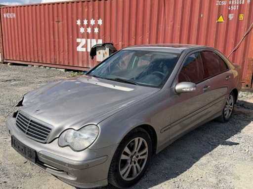 MERCEDES-BENZ - C200CDI - Auto - 2003