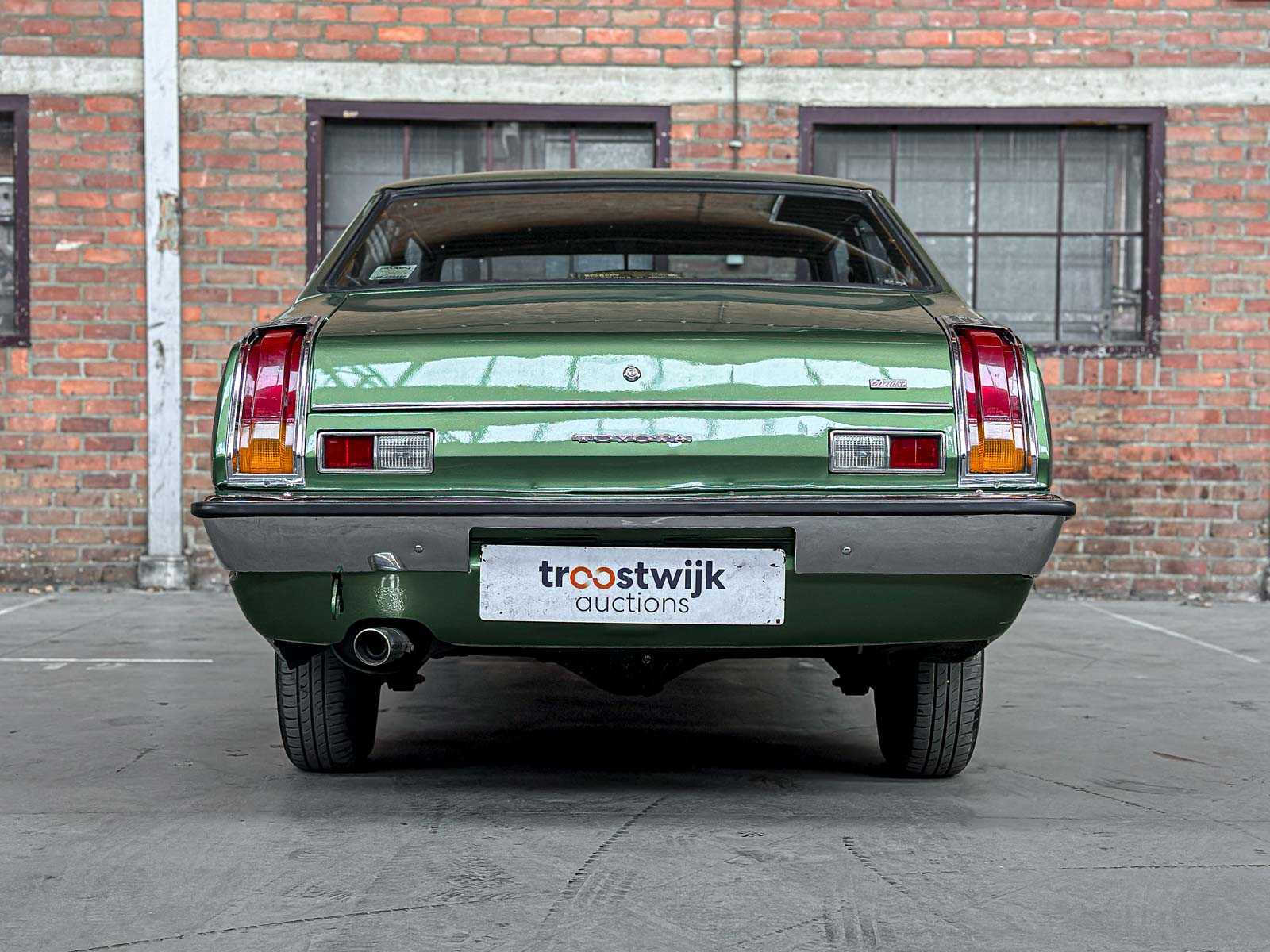 Toyota Carina 1.6 de Luxe 75pk 1976, 98-JU-66