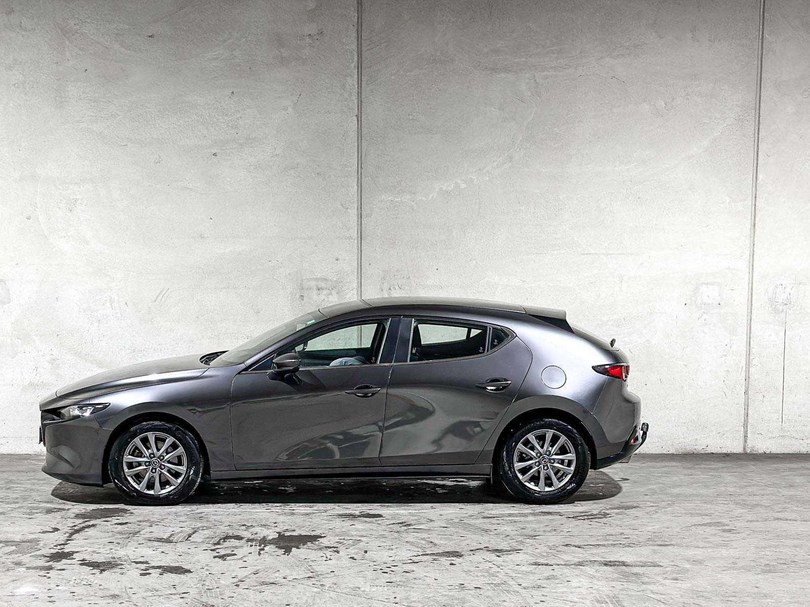 Mazda 3 2.0 e-SkyActiv-X 186pk 2022 (Origineel-NL+1e eigenaar), P-184-HB