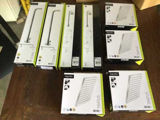 Aquasu – 4 Duschsäulen + 4 Regenduschköpfe