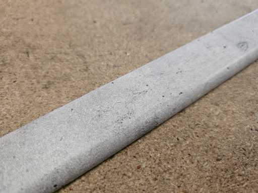 192 meters of skirting boards 2400 x 25 x 5 mm