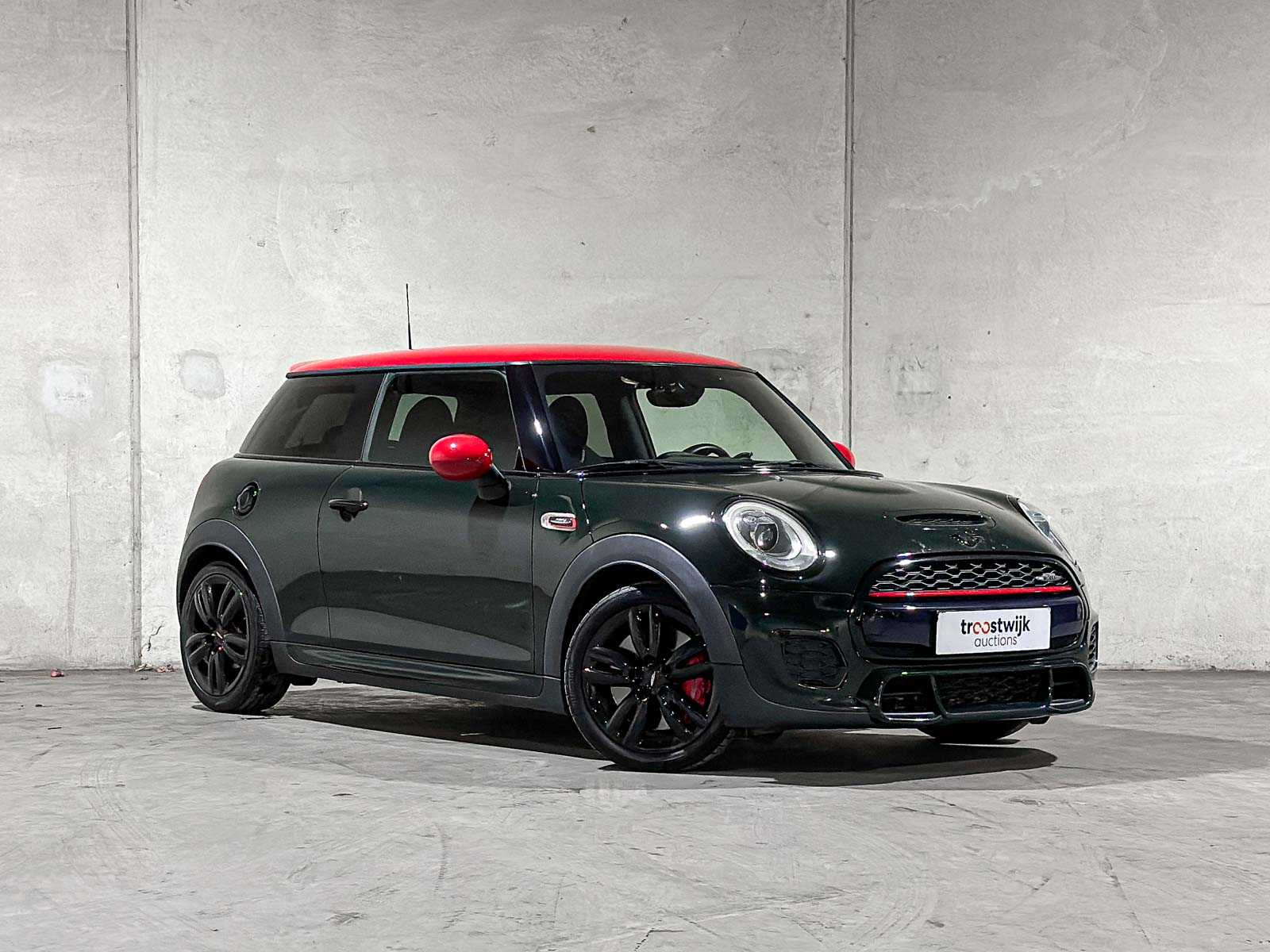 Mini John Cooper Works 2.0 F56 231pk 2015, SH-393-N