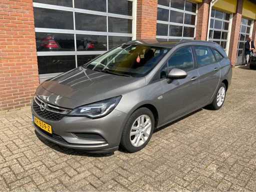 Opel - Astra - Sports Tourer 1.6 CDTI Edition - Mașină de pasageri - 2016