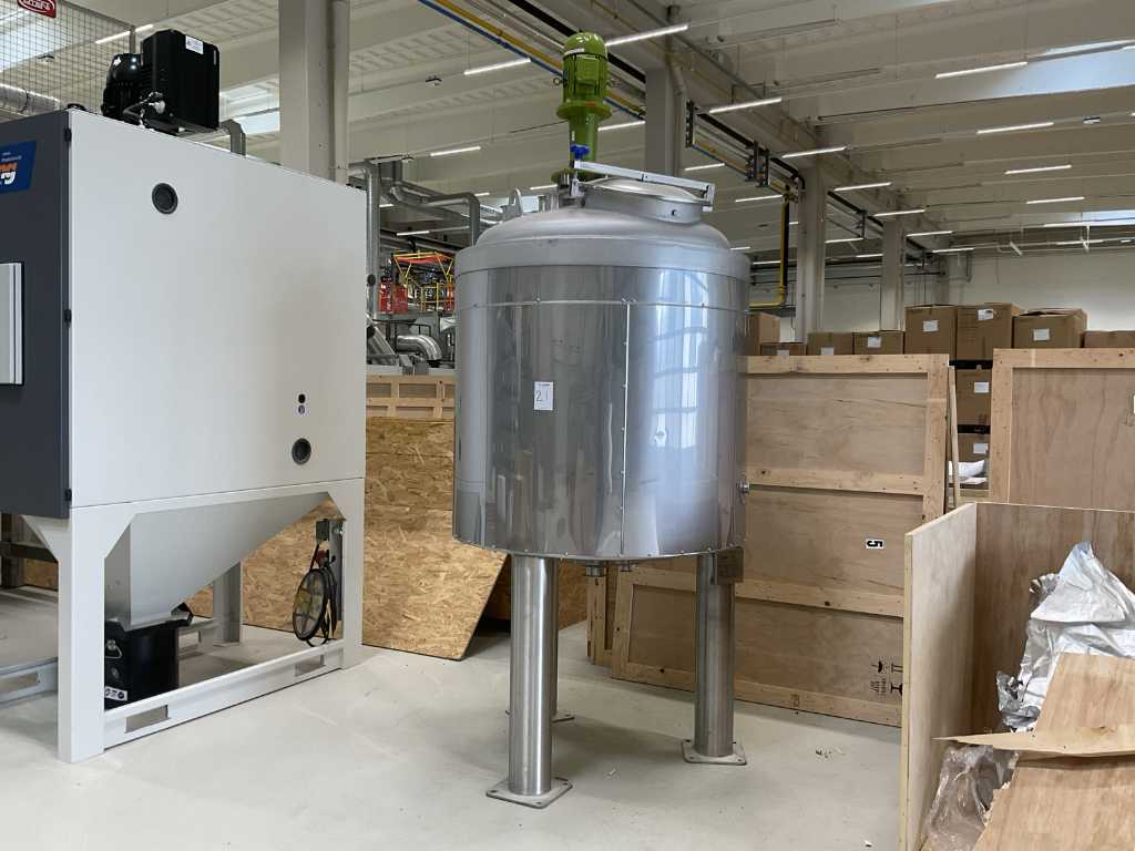 2021 GPI T-600 Jacketed tank with agitator