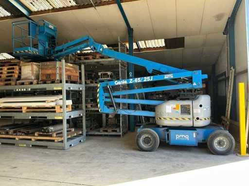 2001 Genie Z-4525 Aerial platform