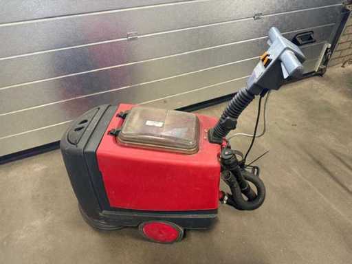 Cleanfix RA 431E scrubber dryer