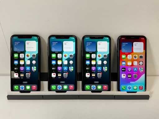 Apple iPhone XR - 64GB - Nero (4x)