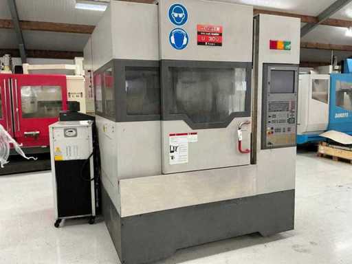 2012 Quaser UX-300/12B -5axis Verticale machinecentra