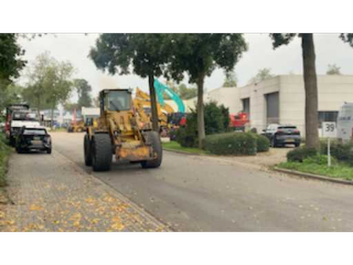 0e4b6ea5-4952-4995-8933-df1040a13a62.mp4