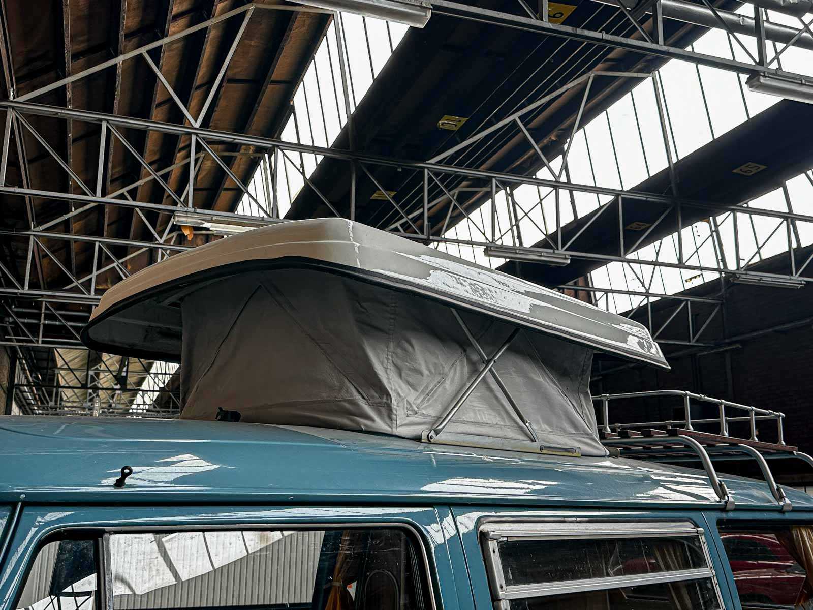 Volkswagen 23-517 Camper 1973, 07-YB-44