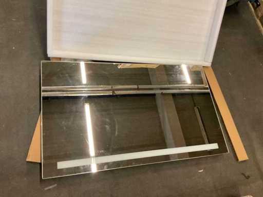 Miroir de salle de bain Geberit 120x70 cm avec éclairage