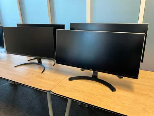 LG 34WP550/34UM88C Monitor (4x)