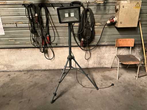 LED Bouwlamp (2x) en 2 extra werflampen