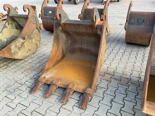 Excavator Bucket CW30