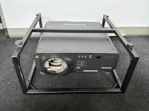 Panasonic SXGA+7000 Beamer & proiezione