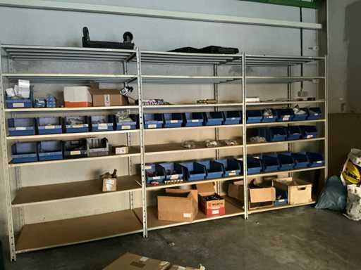 Shelf rack with content