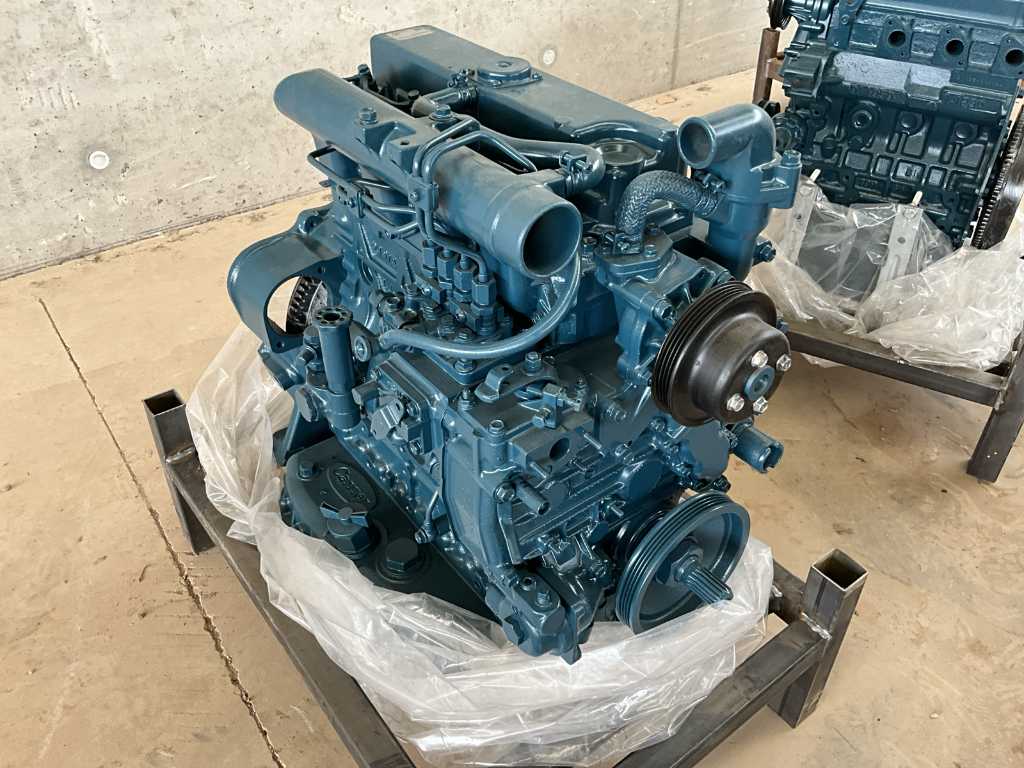 Kubota V2203 Diesel Engine