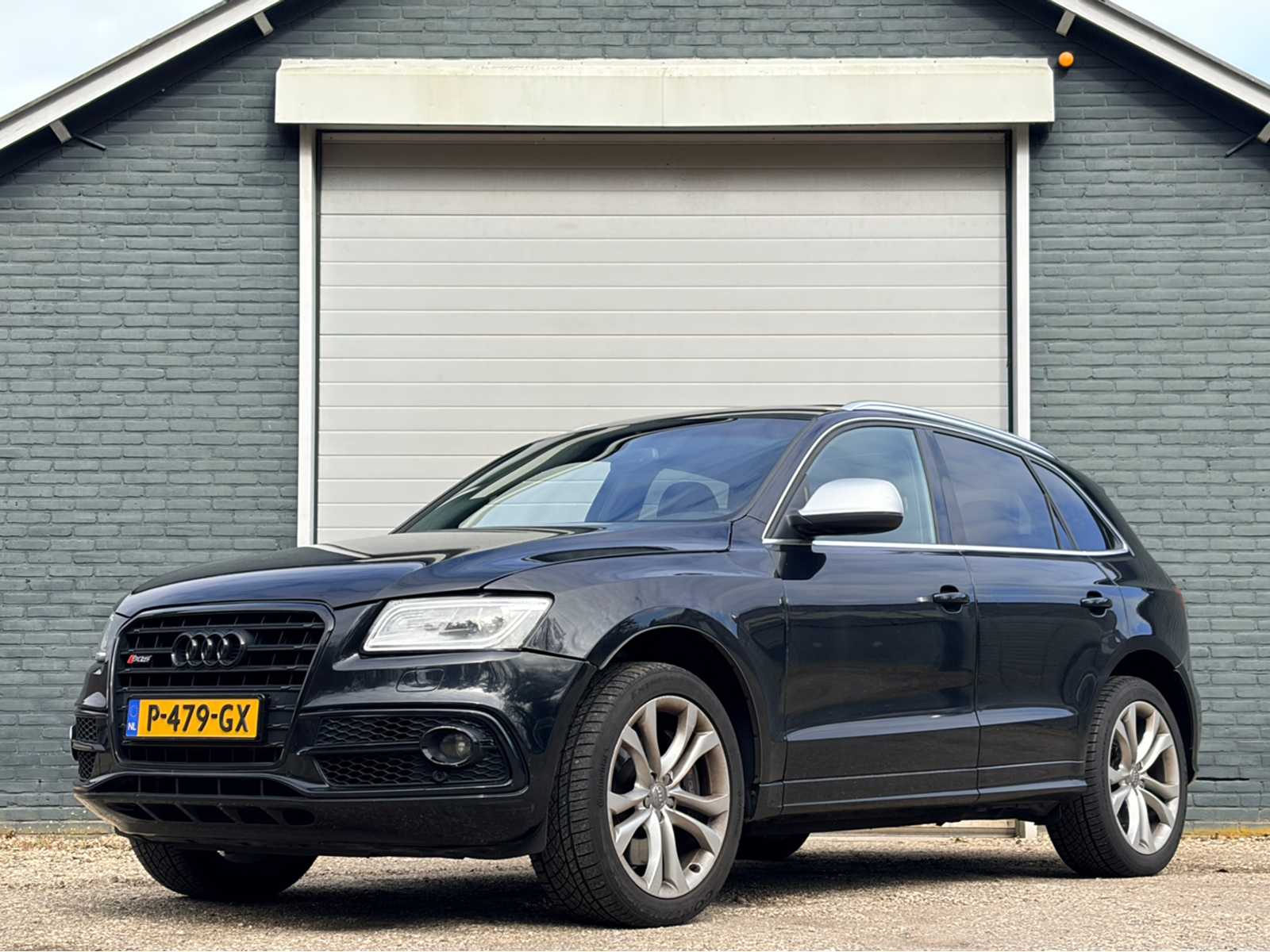Audi SQ5 z 2014 r., 359 KM, samochód osobowy