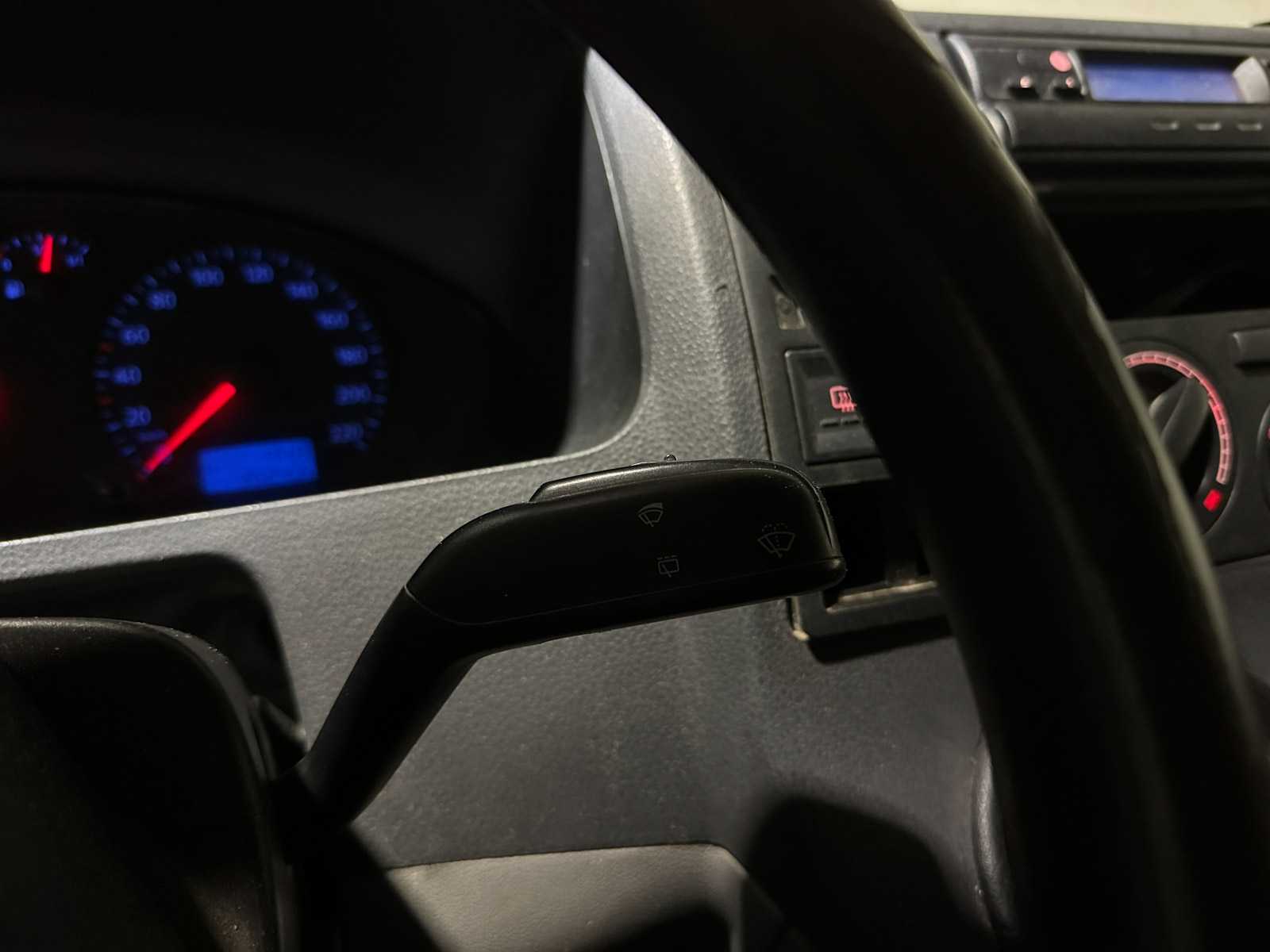 Volkswagen Transporter 1.9 TDI 300 103pk 2005, 54-BZ-GH