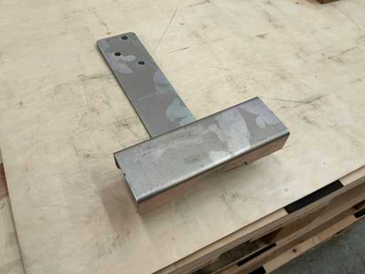 Staircase hook on flat structure (REF: 4002061)