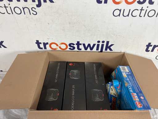 Triominos Travel - Travel Game + Goliath 90050.006, 8 years, Plastic, Multicolored