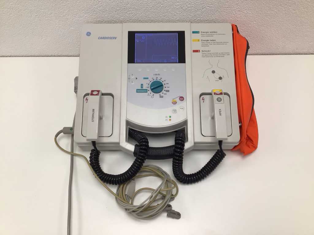 2004 GE Cardioserv Defibrillator