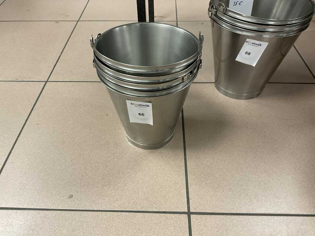 Stainless steel buckets (4x)