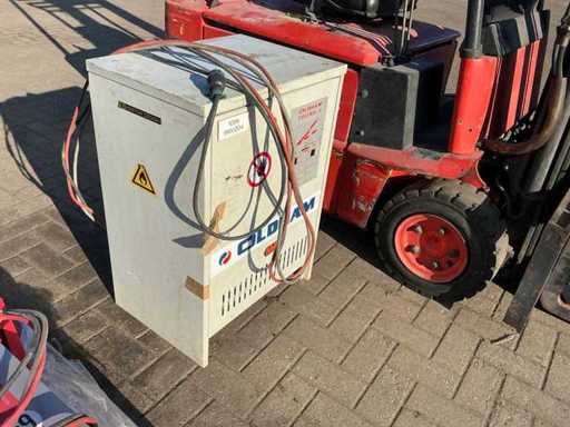 Oldham Batterieladegerät