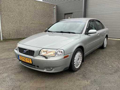 Volvo - 2004 - S80 - 2.4 Exclusive - Passenger car (22-NZ-PZ)