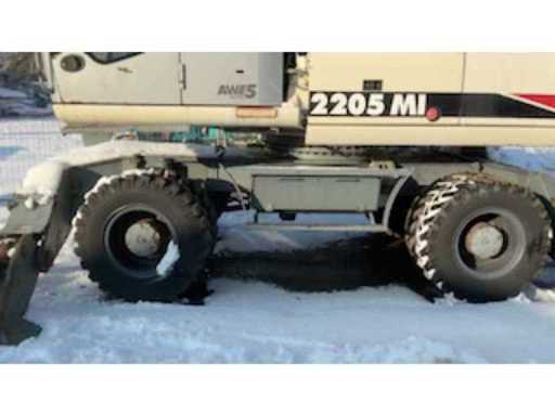 1956bd2a-9697-458a-8edf-50c9fe1c9a03.mp4