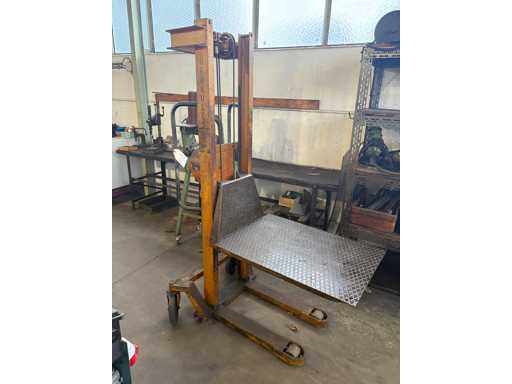 SCHNURR WHG6/16 Pallet Truck - 1965