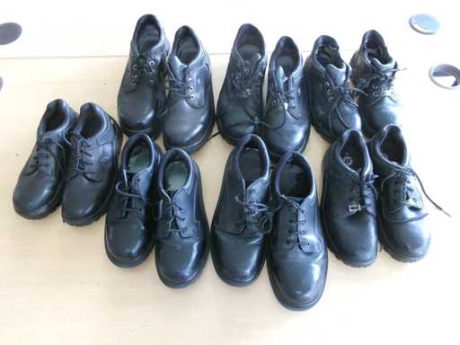 Halbschuhe mit Sicherheitskappe, gebraucht (R15) (11x)