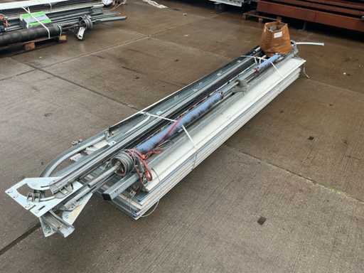 Oberkopftür (3,05x2,90 m)