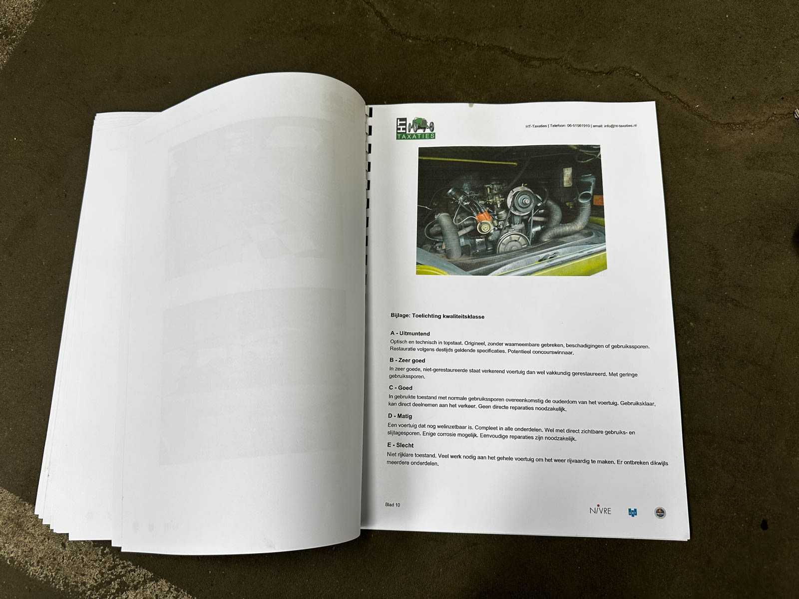 Volkswagen 23 Kampeerauto 1977, 00-SL-64 Camper