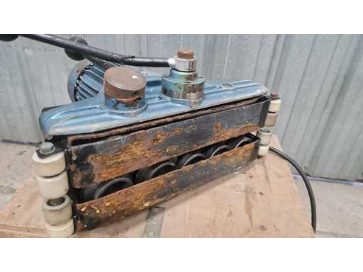 Schlebach - 2003 - SHM - Roll forming machine / Punch with fastening tabs