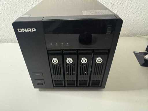 QNAP TS-439 Pro II Netzwerkspeicher mit 8TB WD Enterprise HDD