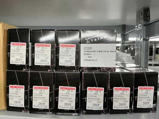 Contractori magnetici Lot AC CN-9 3A1a (102x)