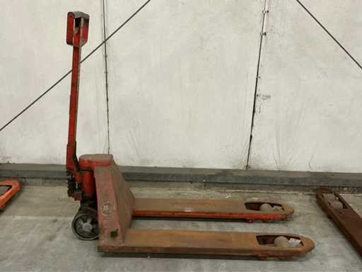 BT Lifters Hand hydraulic pallet truck