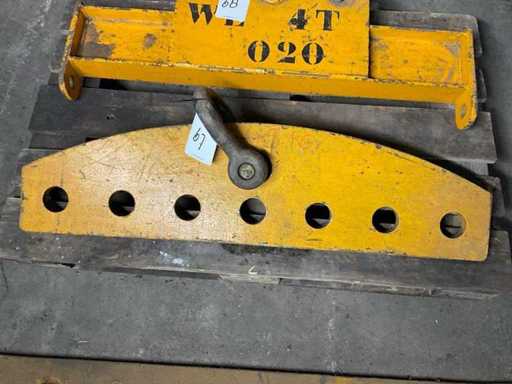 Machine lifting equator