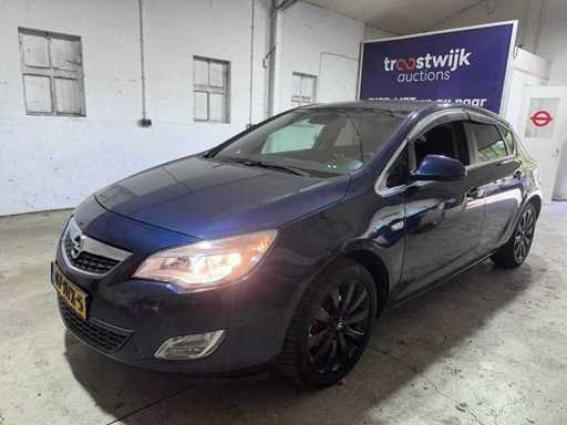 Opel - Astra - 1.4 Turbo Cosmo - 07-NTX-5-2010