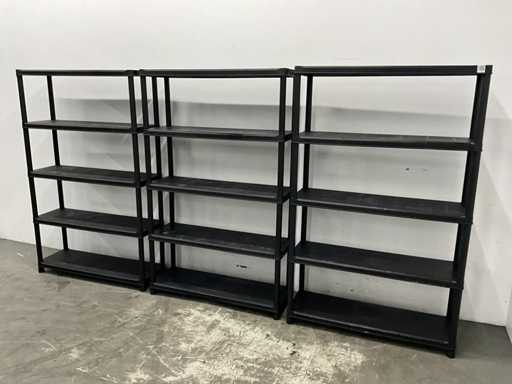 Étagères en plastique