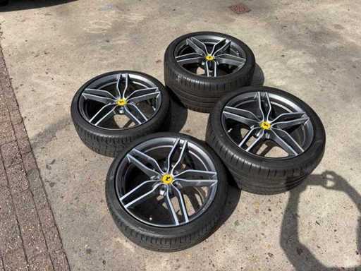 Ferrari FF Felge