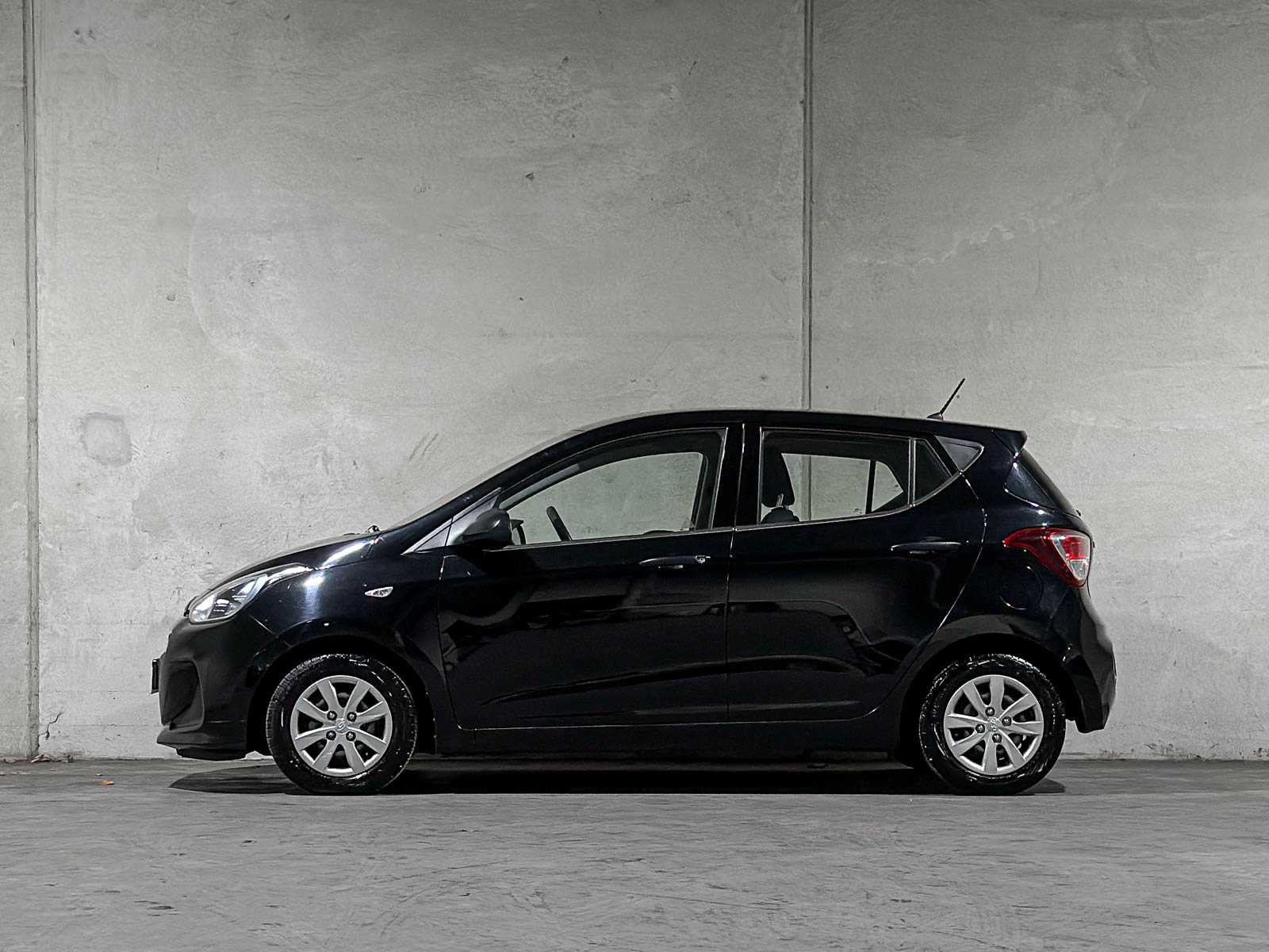 Hyundai i10 1.0i i-Motion 67pk 2018 (Origineel-NL), PX-587-K