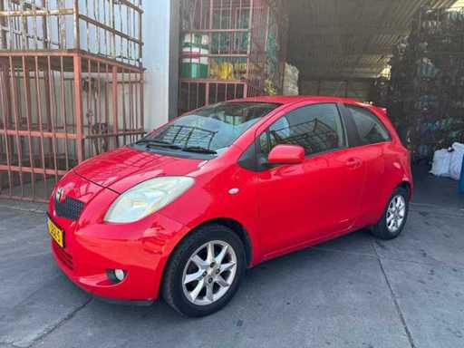 Toyota Yaris 1.3 VVTi Luna 61-ZBZ-5