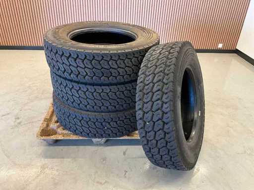 4x Continental 275/70R22.5 Pneus camion