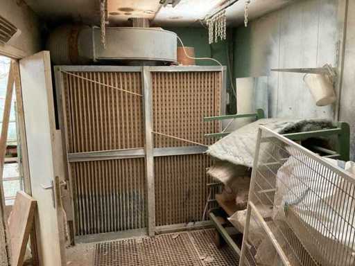 Filter extraction system